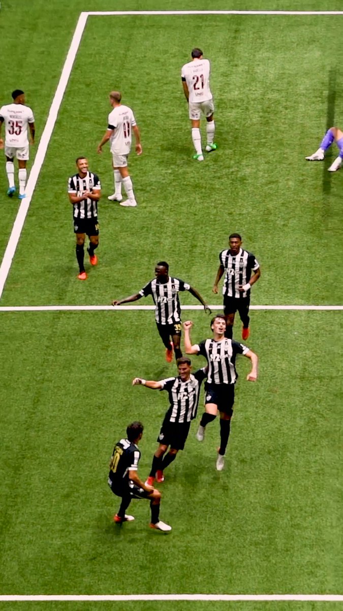 ⭐️ Vivendo o sonho: Vitão e uma emoção gigante! 💪🏽
