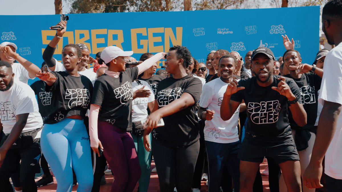 Utuntu tugezweho Minister Nelly Mukazayire aba atwumva cyane 🇷🇼🥰 Who else is up for the challenge?
