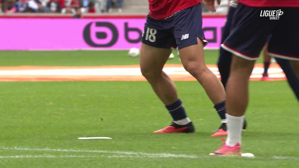 "Faire venir Ayase, c'est une bonne chose pour notre championnat" 🤩 Sylvain Armand se félicite de l'arrivée de l'attaquanr japonais Ayase Ueda #LOSCESTAC
