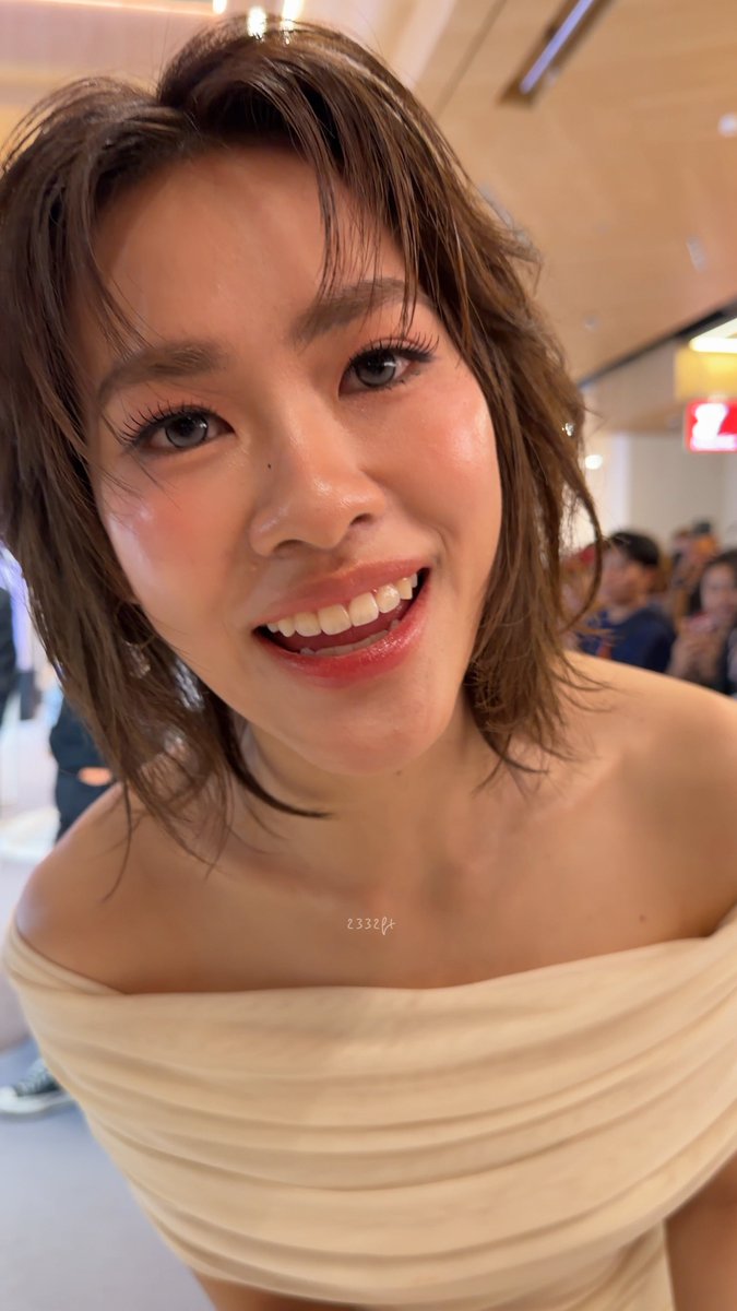 ดาว - Pause 🌟⭐️💫✨ โห นี่ชั้นอยากขึ้นสวรรค์หรือนี่ T T EMIBONNIE SEOUL BEAUTY #SeoulSocietyClinicxEmiBonnie #emiamily
