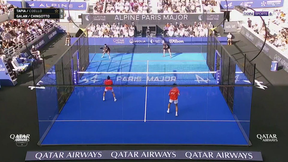 🏓🔥الثنائي المكوّن من آرتورو كوييو وأغوستين تابيا يحسم المجموعة الأولى بنتيجة 6-3 أمام الثنائي المؤلف من أليخاندرو غالان وفيديريكو شينغوتو في نهائي بطولة باريس بريميير بادل #PremierPadel