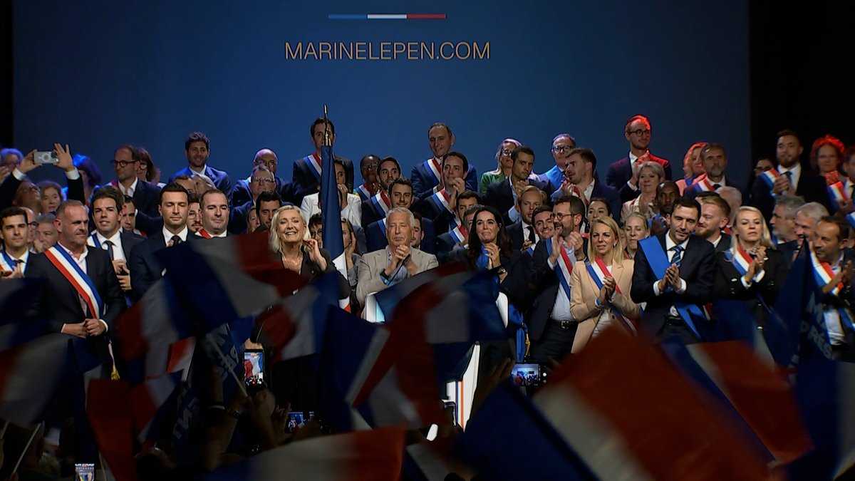 Cette Renaissance que nous proposons aux Français ne sera pas seulement politique et économique, elle transformera notre manière de vivre, d’habiter et de regarder notre pays. Pour nos enfants, nous voulons suivre cette voie-là. Pour chacun des Français, c’est la voie qui mène au bonheur.