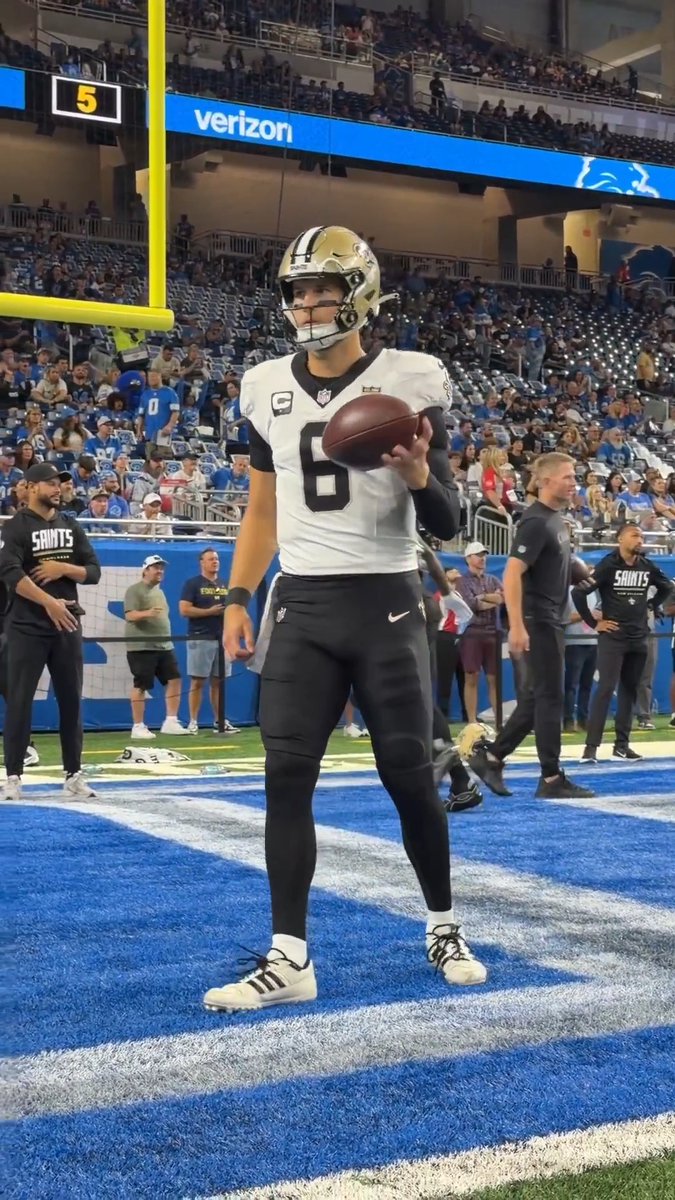 Tyler Shough. 📺 #NOvsDET on FOX