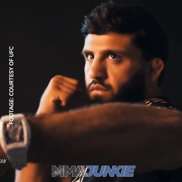 "Money cannot buy the UFC title. ... I would trade everything for the UFC title." Arman Tsarukyan says his drive for gold is unmatched going into #UFC331 vs. Mauricio Ruffy. 🎥 @UFC