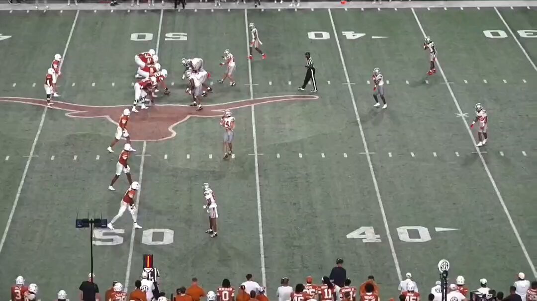 After a big 4th and long conversion from a dump off underneath, Texas gets an explosive pass play. But it appears the Buckyes only have 10 players on the field, leaving the void in the defense.