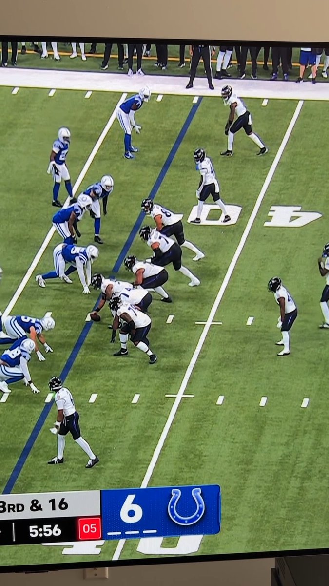 LAMAR DOING LAMAR THINGS