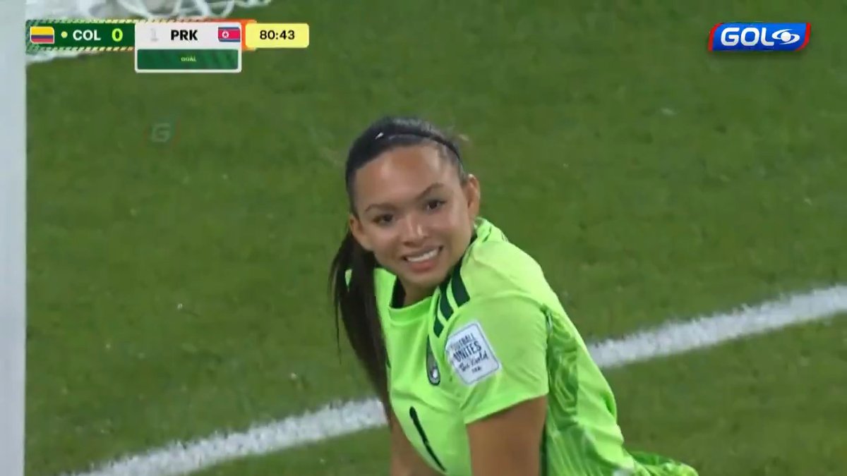🚨⚽ ¡CAYÓ EL SEGUNDO DE COREA DEL NORTE! Choe Yon-A le ganó el duelo a Luisa Agudelo. #Futbol2026 #seleccióncolombia #mundialsub20 #polonia2026