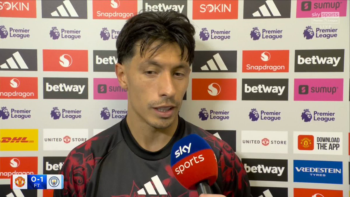 "I think Haaland was offside" "This kind of mistake in the Premier League is unacceptable" Lisandro Martinez reacts to the decision to allow Erling Haaland's winner 🎙️