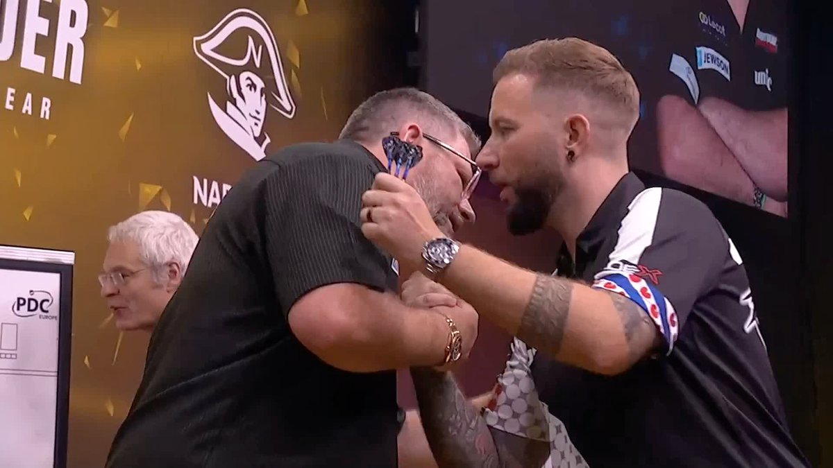 WADE WHITEWASHES NOPPERT 🤖 James Wade thrashes Danny Noppert 6-0 to breeze into a semi-final place in Antwerp! 📺 #ET13