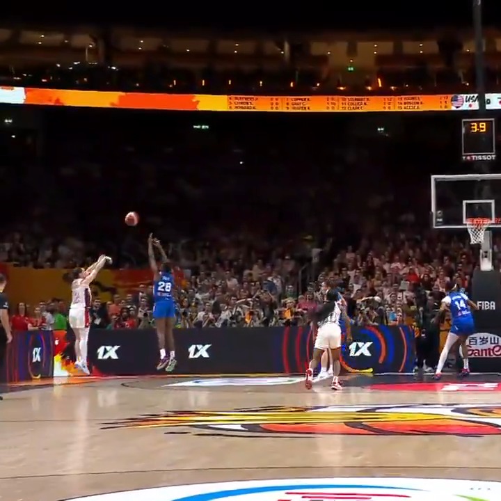 Caitlin Clark calls the half with a big three 🚨 #FIBAWWC