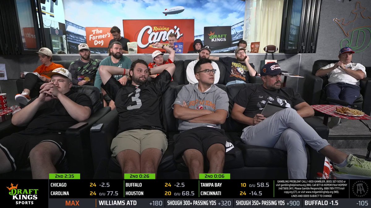 “This is our Colts, This is our team, We bleeeeed blue” The chemistry in the cave is off the charts today