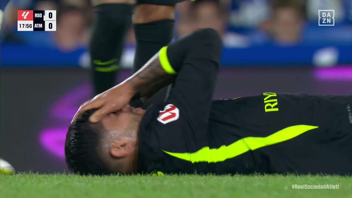 Amarilla a Yangel Herrera por esta acción sobre el Cuti Romero 🟨 #LALIGAenDAZN ⚽
