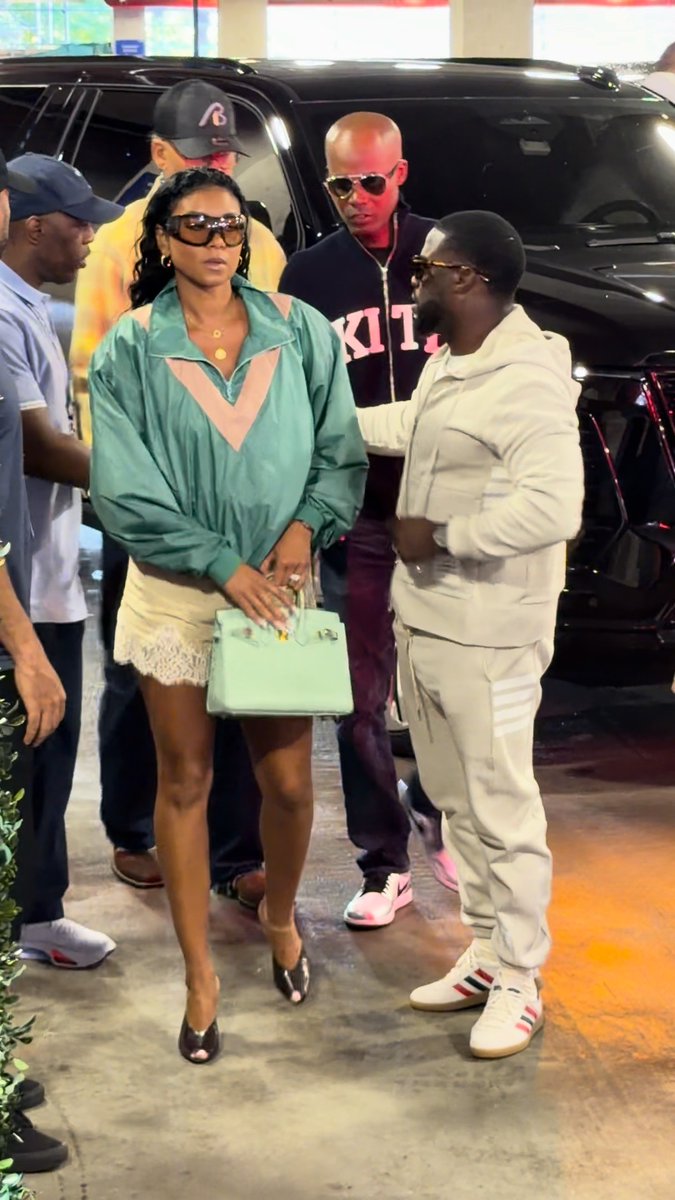 Kevin Hart and wife Eniko Parrish were spotted arriving at the US Open 👀🔥 🎥 Instagram / @jpasc24