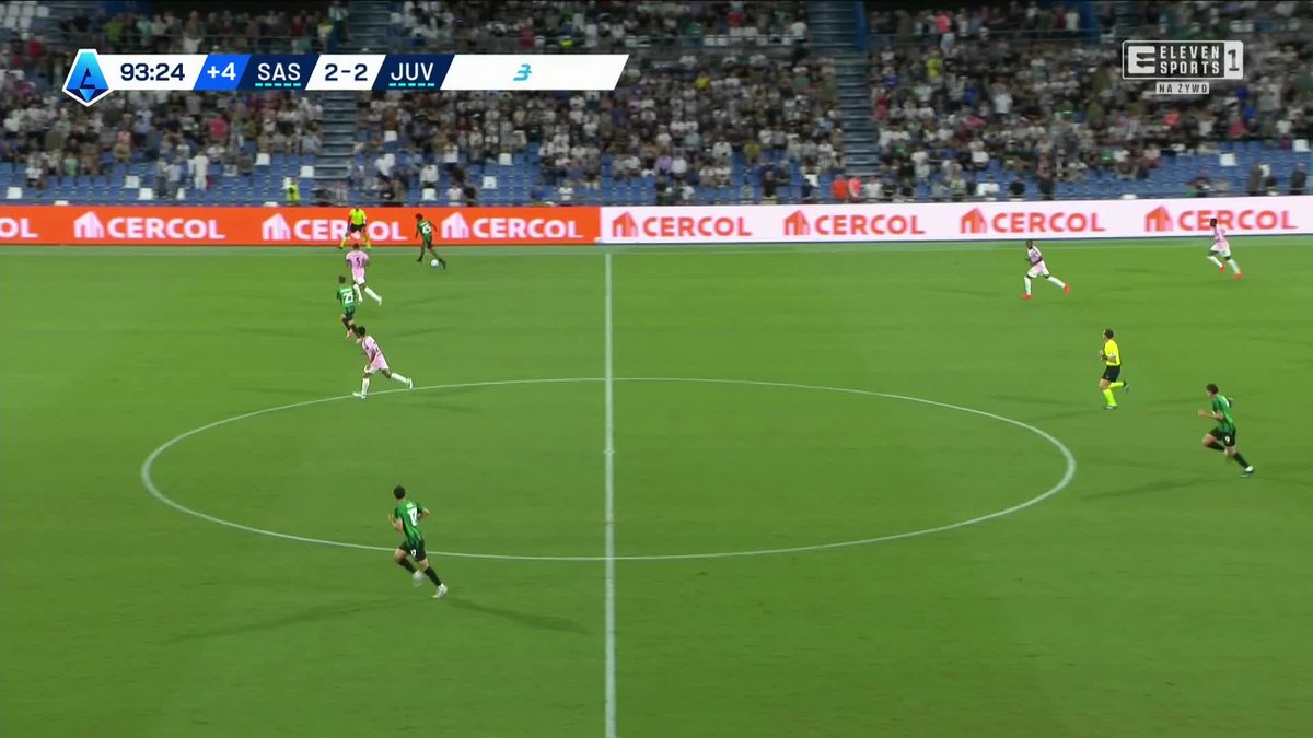 𝐍𝐈𝐄𝐏𝐑𝐀𝐖𝐃𝐎𝐏𝐎𝐃𝐎𝐁𝐍𝐄, 𝐊𝐈𝐍𝐎 𝐀𝐁𝐒𝐎𝐋𝐔𝐓𝐍𝐄! 🍿 Sassuolo wygrywa 3:2 z Juventusem po golu w ostatniej akcji meczu! 🥊💥 Ale sezon, jak tu nie kochać Serie A? 🤌 #włoskarobota 🇮🇹