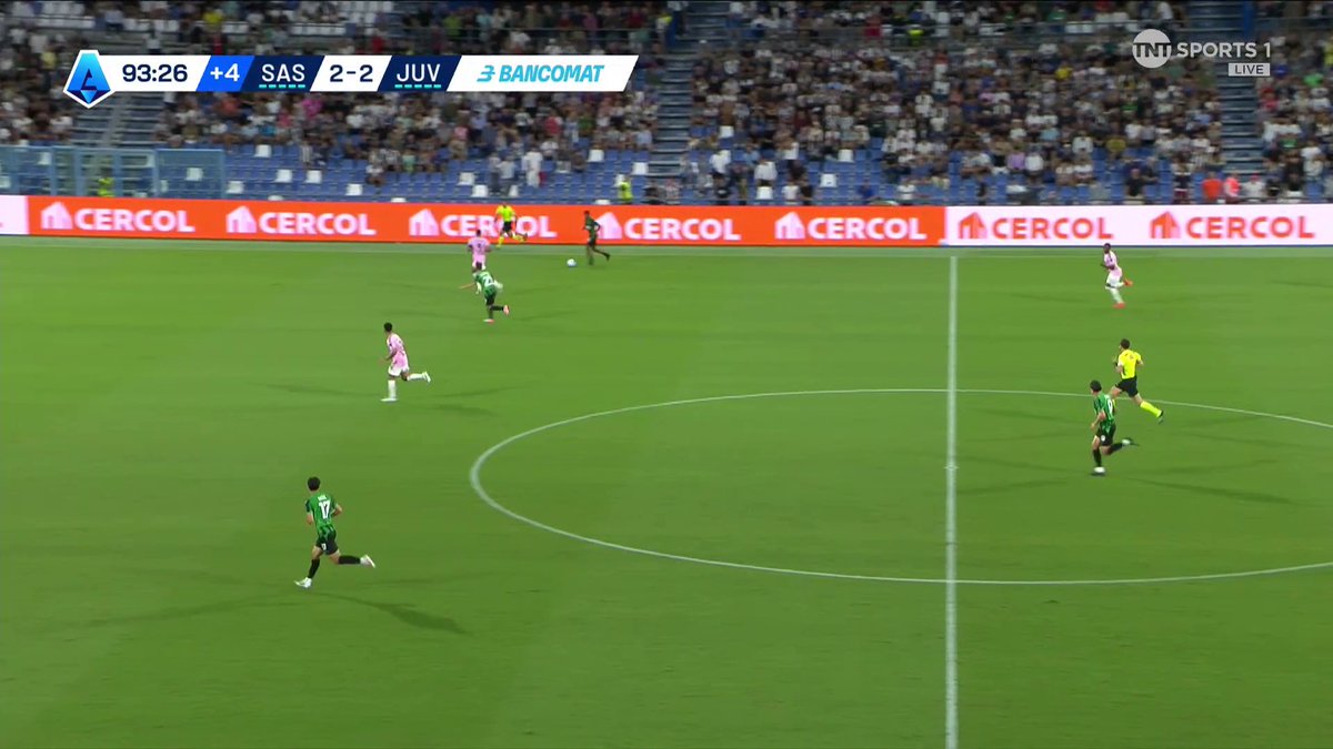 WHAT AN ENDING! Sassuolo win it in the 94th minute 😳 📺 Stream now on TNT Sports &amp; HBO Max