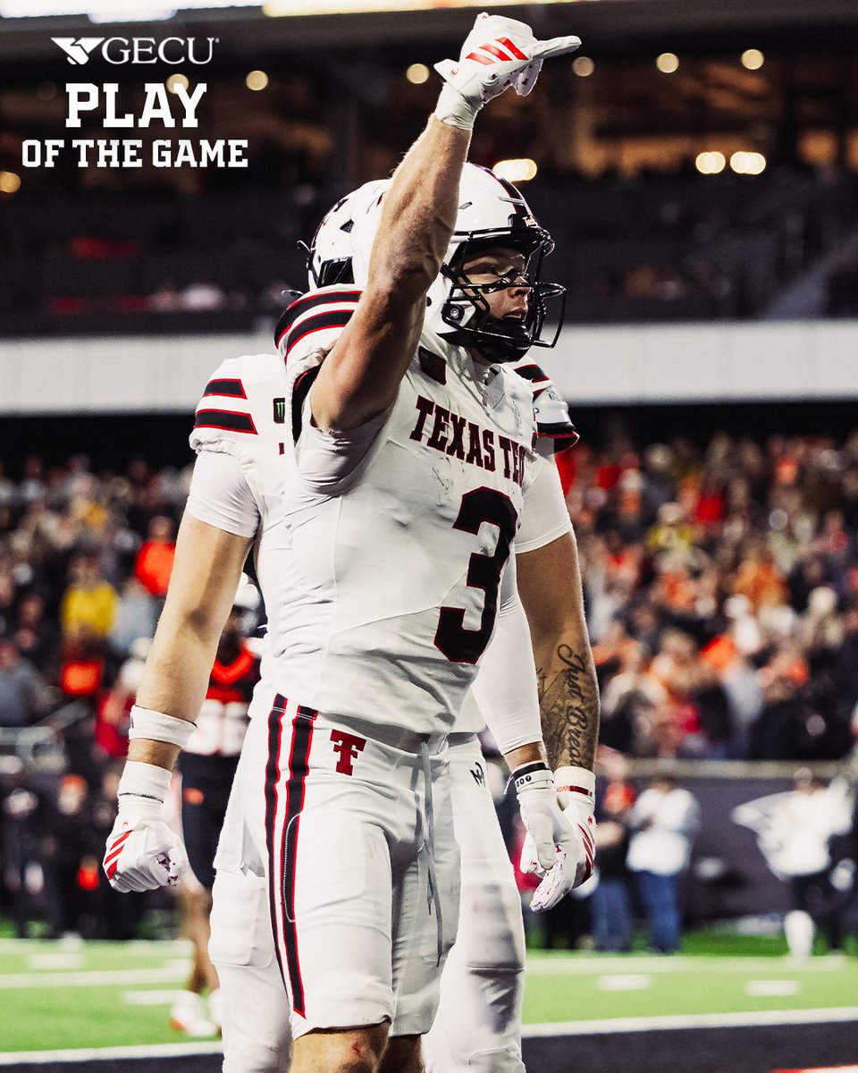 Clutch pitch and catch 🎯 #WreckEm | GECU