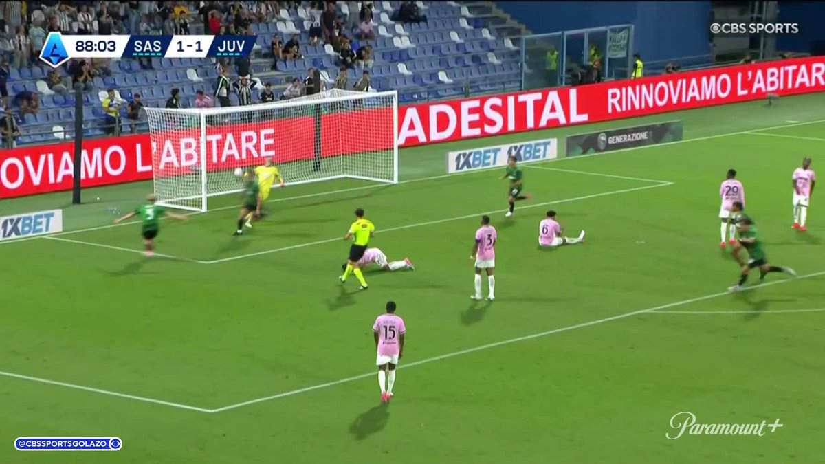 WHAT HAVE WE JUST WITNESSED BETWEEN SASSUOLO AND JUVENTUS 🤯 ONE OF THE CRAZIEST ENDINGS TO A GAME YOU’LL SEE ALL SEASON 🔥 Watch Serie A on Paramount+ 📺