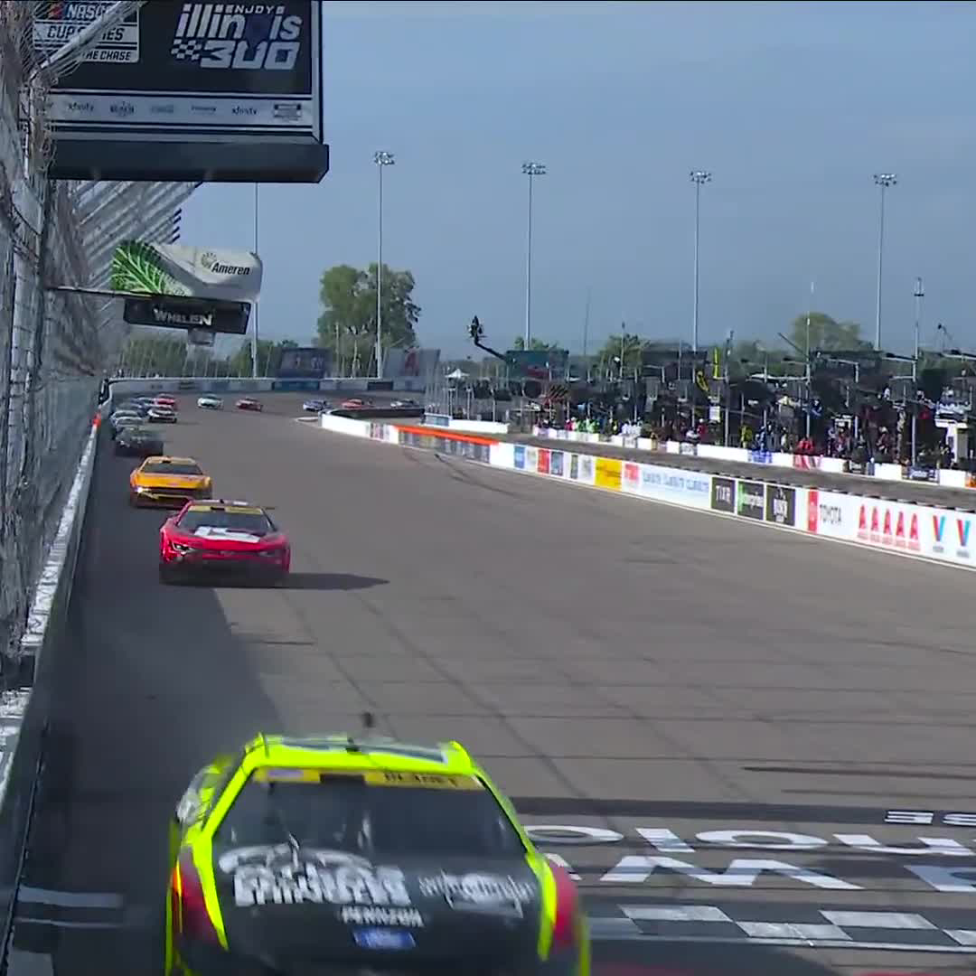 Trouble for Ryan Blaney on the frontstretch brings the yellow back out on Lap 155.