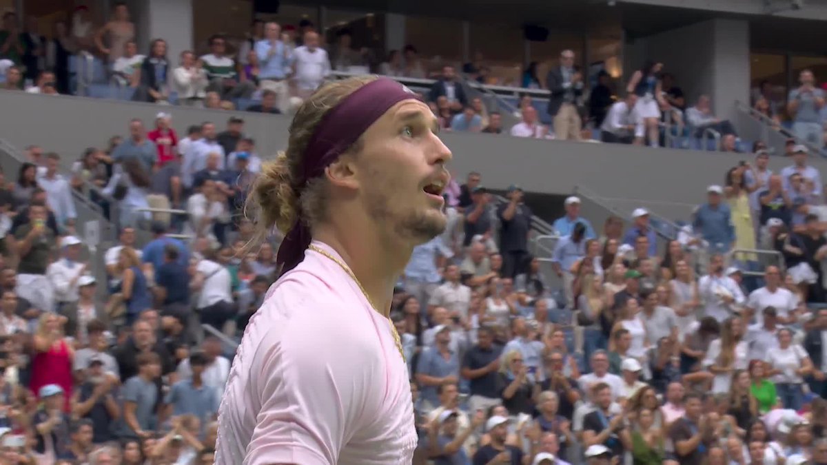 HE DIDN'T REALIZE HE'D WON 🏆 Alexander Zverev exorcises his 2020 demons and defeats Shelton 6-3, 7-6, 5-7, 6-2 to win his first US Open title!