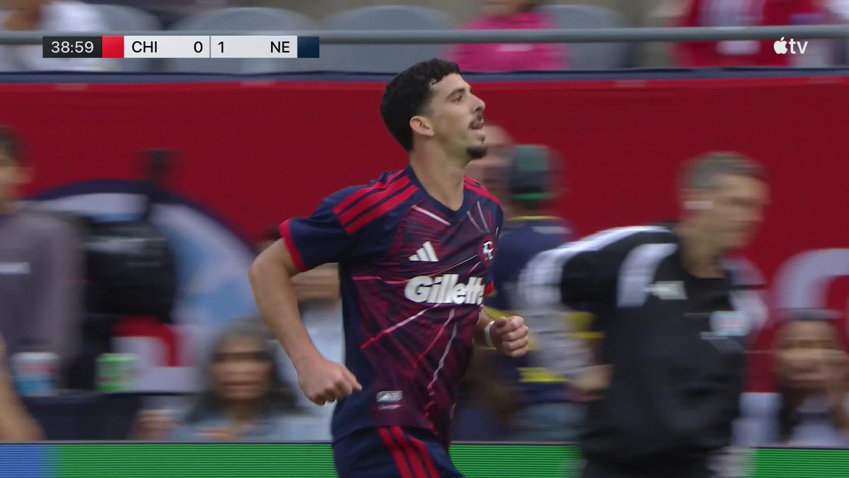 Dor Turgeman turned on the jets! 💨 New England Revolution take the 1-0 lead in Chicago!