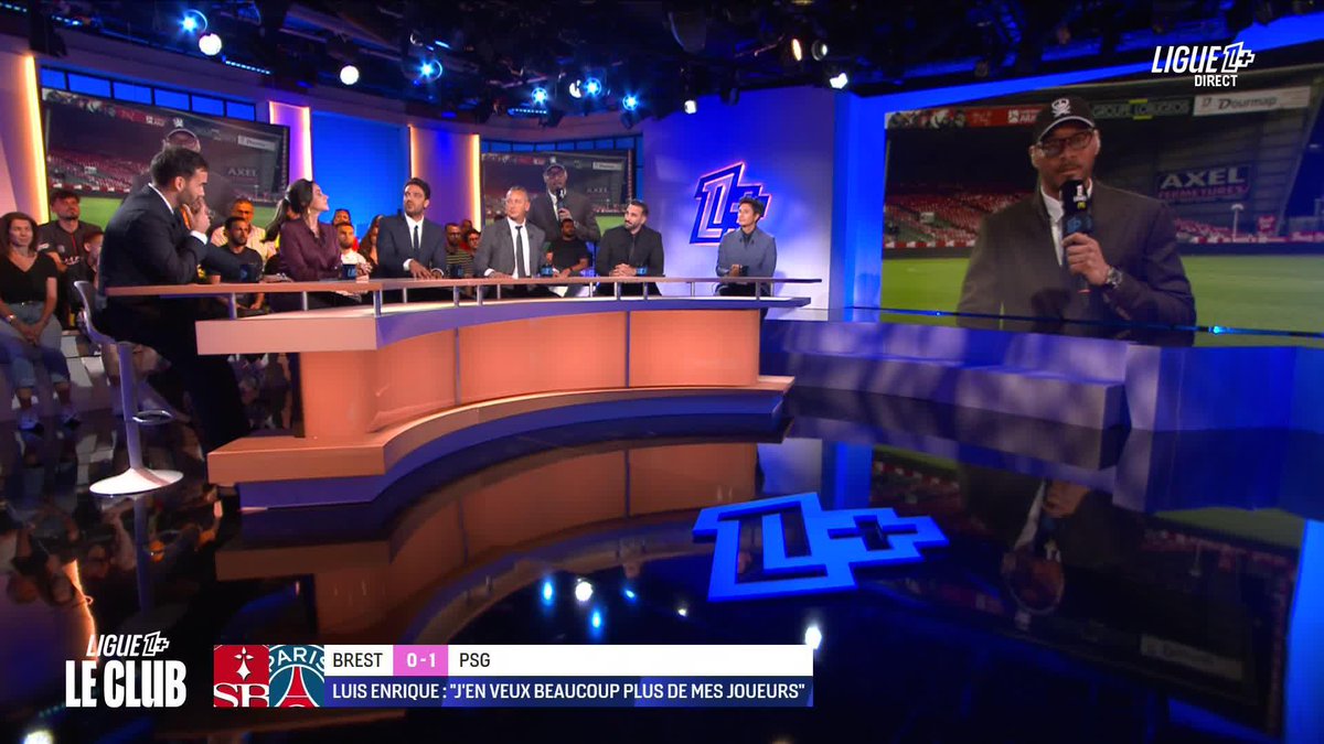 🚨🚨 Guillaume HOARAU 🇫🇷 : « Un management comme celui d’Enrique 🇪🇸… les gars… ON EN A JAMAIS VU ! Dans les grands clubs, J’AI JAMAIS VU ÇA ! Le numéro 9, le buteur IL JOUE TOUS LES MATCHES. Quand Dembélé 🇫🇷 sort ce soir, il ne le montre pas, MAIS OUI IL TIQUE UN PETIT PEU. Jusqu’où il peut tirer sur la corde ? Nous on doit s’adapter comme les joueurs car on a pas l’habitude de voir ça.. Pour le moment LES JOUEURS NE S’EN PLAIGNENT PAS et pour l’instant ça fonctionne, TANT MIEUX ! » 🎙️ L1+