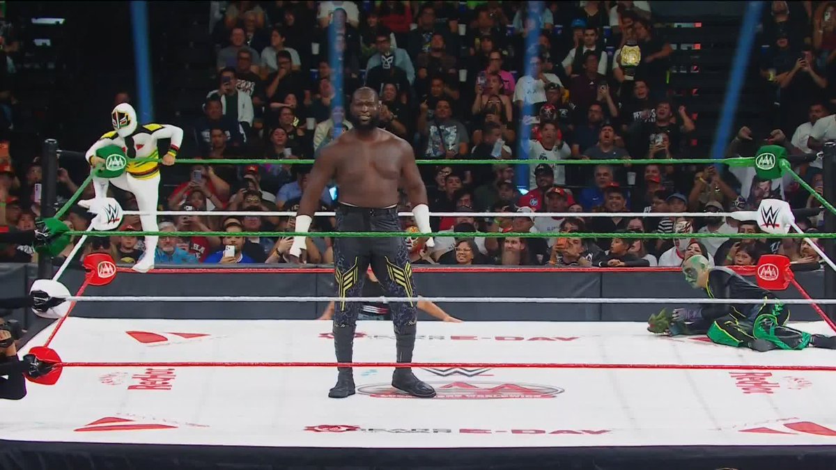 Omos eliminates La Parka and mocks him 😖
