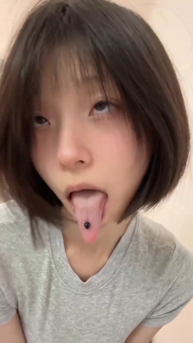高中就玩成这样还有回头路吗离母狗越来越近了 #阿黑颜 #母狗 #女高