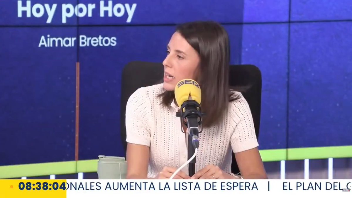 Hay que bajar el precio de la vivienda por ley y prohibir la especulación para que no se puedan comprar casas que no sean para vivir. No puede ser que las instituciones no hagan nada ante una crisis que hace que miles de familias no puedan comprar una vivienda. 🎥 Irene Montero