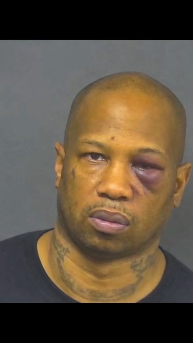 HERNANDEZ GOVAN GETS #LLD #youngdolph #pre #paperrouteempire #southmemphis #memphis #orangemound #orangemoundquette #betwitquette #quette #quettegovan #govan #jail #beating #beatup #f Show more