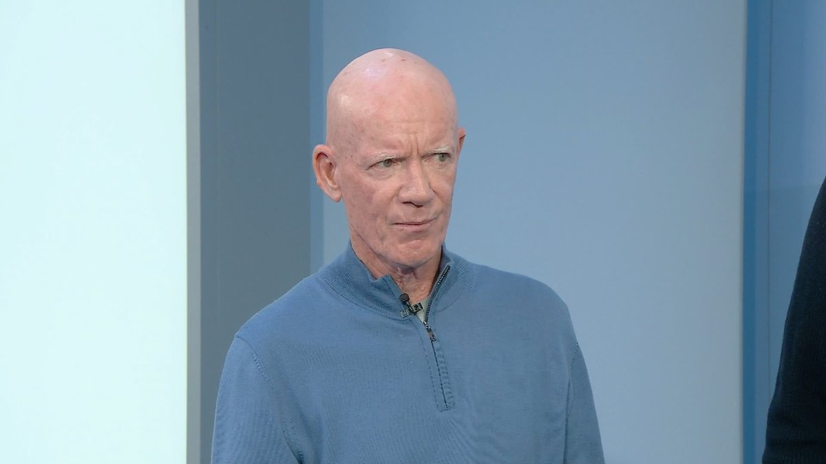 "He has clearly impacted two Manchester United players" 💭 Former Premier League referee Dermot Gallagher breaks down why Erling Haaland's goal in the Manchester derby should not have stood ⚽️