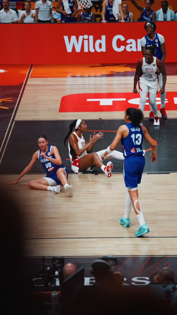 Things you don't see in the stats, but can definitely change the game. Berlin Barbie, everybody 😤 #FIBAWWC