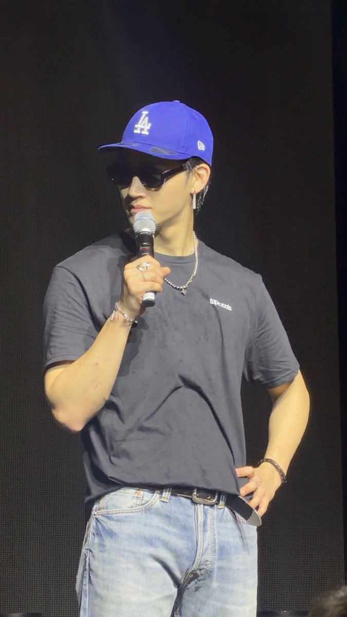 Jay B during his ending ment last night mentioned how last years US tour was not that great and it ended up being traumatising. However the show this year ended up healing that part of him 🥹 #2026tape_roots_USA #JAYB #제이비