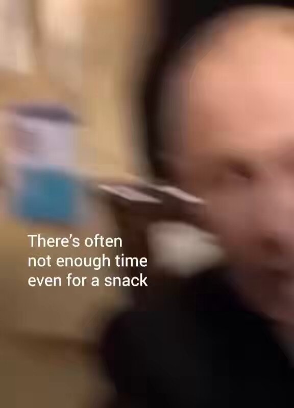 Eating a snack during a long meeting is perfectly normal. Why is the opposition making such a fuss over something this trivial? Don’t they have any real issue to raise against the government? 😭