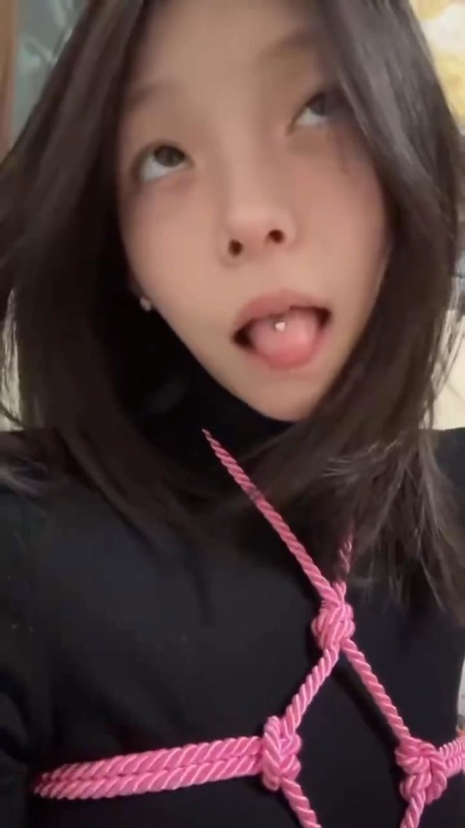 才高中就爱上捆绑了怎么办啊啊啊离母狗越来越近了啊啊啊 #阿黑颜 #母猪 #女高