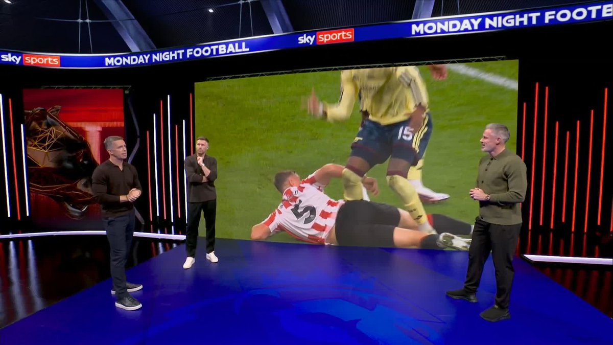"This was Mikel Arteta becoming the Alex Ferguson of the Premier League" Jamie Carragher says Mikel Arteta is the 'Don' of the Premier League right now 🔴