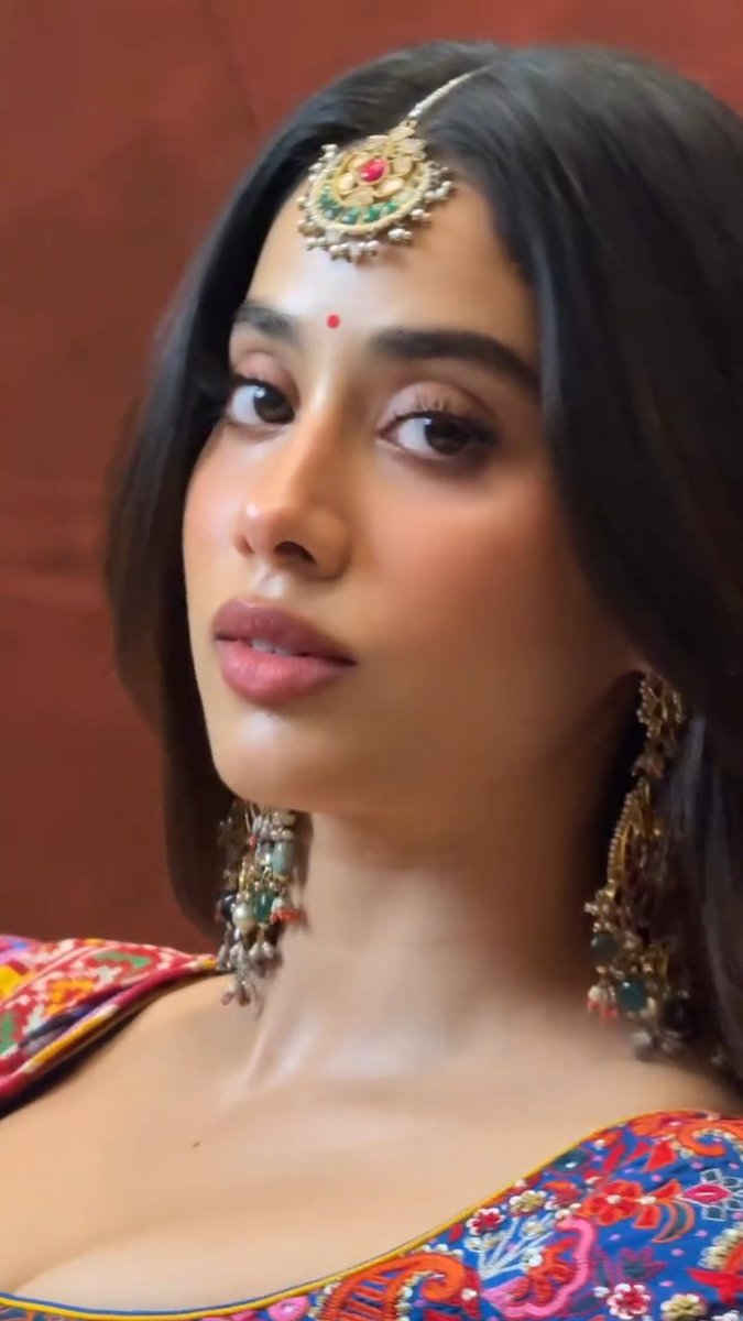 Janhvi Kapoor ✨💓💙 #Janhvi #JanhviKapoor