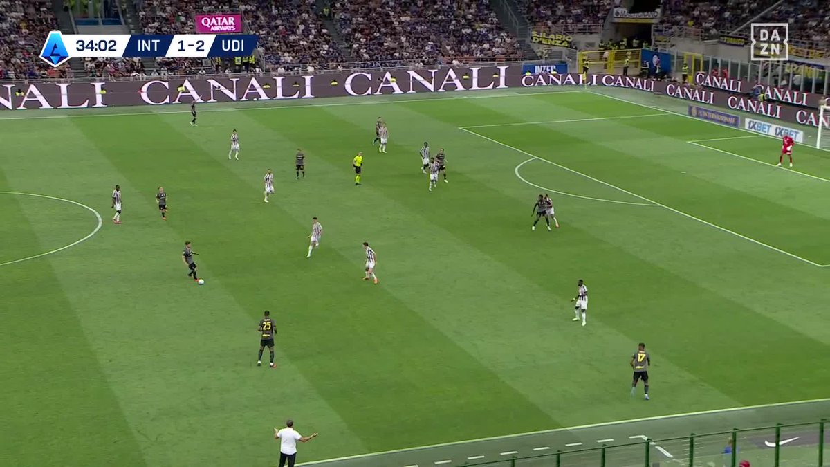 🚨🍿 LA SERIE A C’EST UN TOTAL RÉGAL CE SOIR !!!! 🇮🇹 2-2 AU BOUT DE 35 MINUTES ENTRE L’INTER MILAN ET L’UDINESE 🤯 Branchez-vous ! 😎 🎥 DAZN France