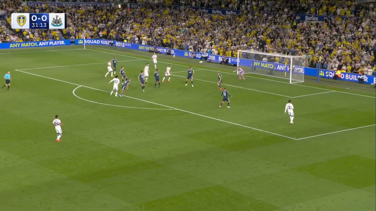 Ao Tanaka's deflected effort puts Leeds ahead! ⚪
