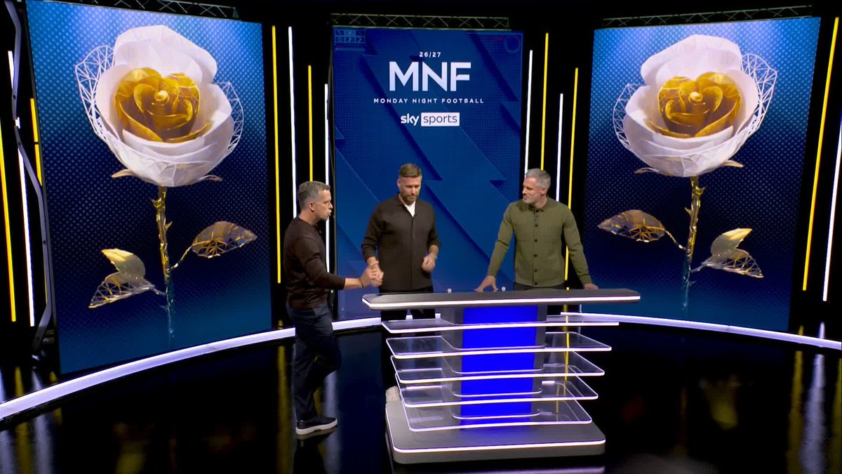 "They've just been beaten up by a really good Premier League team" Jamie Carragher on Newcastle's 4-1 loss to Leeds ⤵️