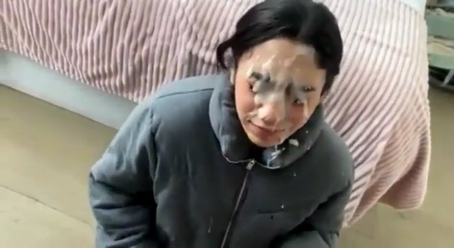 “She asked us to cum on her face and we sure didn’t disappoint” 😈🍆💦💦💦 #bukkake #blowbang #cum #jizz #facial #cumslut #whore