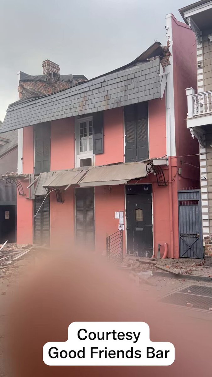 Partial Building Collapse in New Orleans French Quarter
