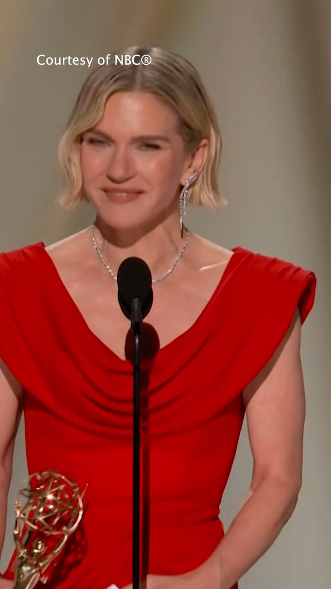 Rhea Seehorn thanks #Pluribus creator Vince Gilligan for giving her the “role of a lifetime” while accepting her #Emmy for Lead Actress in a Drama Series.