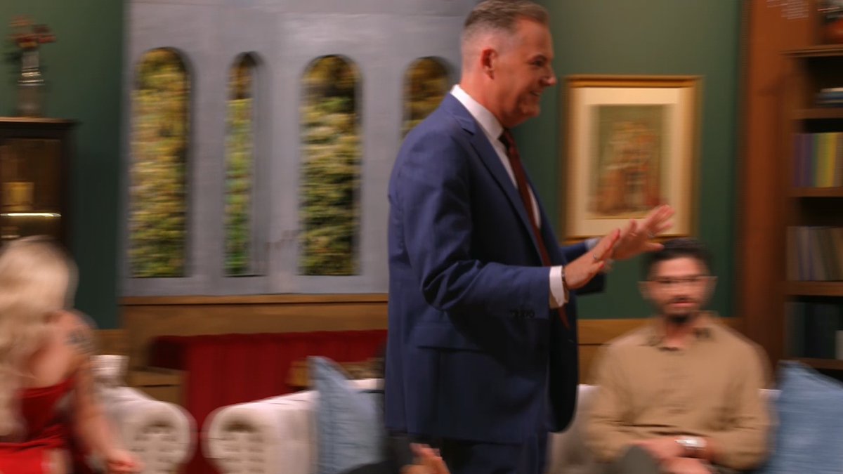 All that therapy and still SO much to discuss 😮💨 Ross Mathews hosts the 90 Day: #TheLastResort Tell All — beginning Monday at 8P! 📺