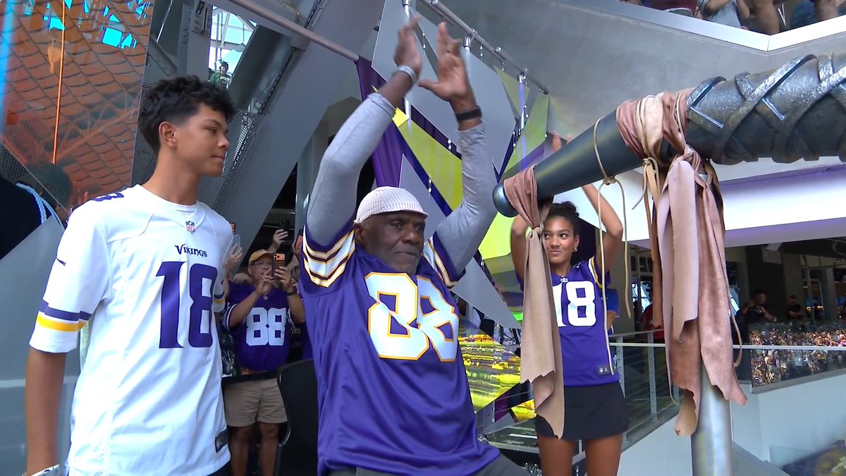 There is simply no one else like Alan Page. 📰: