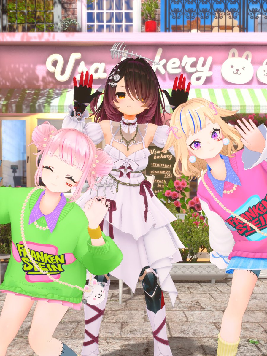 ロボ子ちゃん登場だぁ〜❣️🤖 みんなでハイタッチ✨✨👏👏♥️ ニコニコ笑顔でかわいく踊ってくれてありがとおお~❣️❣️ 🤖TikTok 🌟Shorts