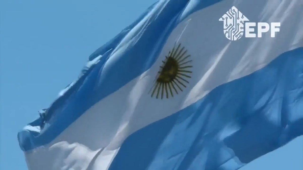 Hoy en Argentina amanece a las: 07:19 hs - Se pone el sol a las 19:13 hs, tenemos un día de 11 horas y 53 minutos, hagamos que valga la pena! Un abrazo y buen día a la tropa!