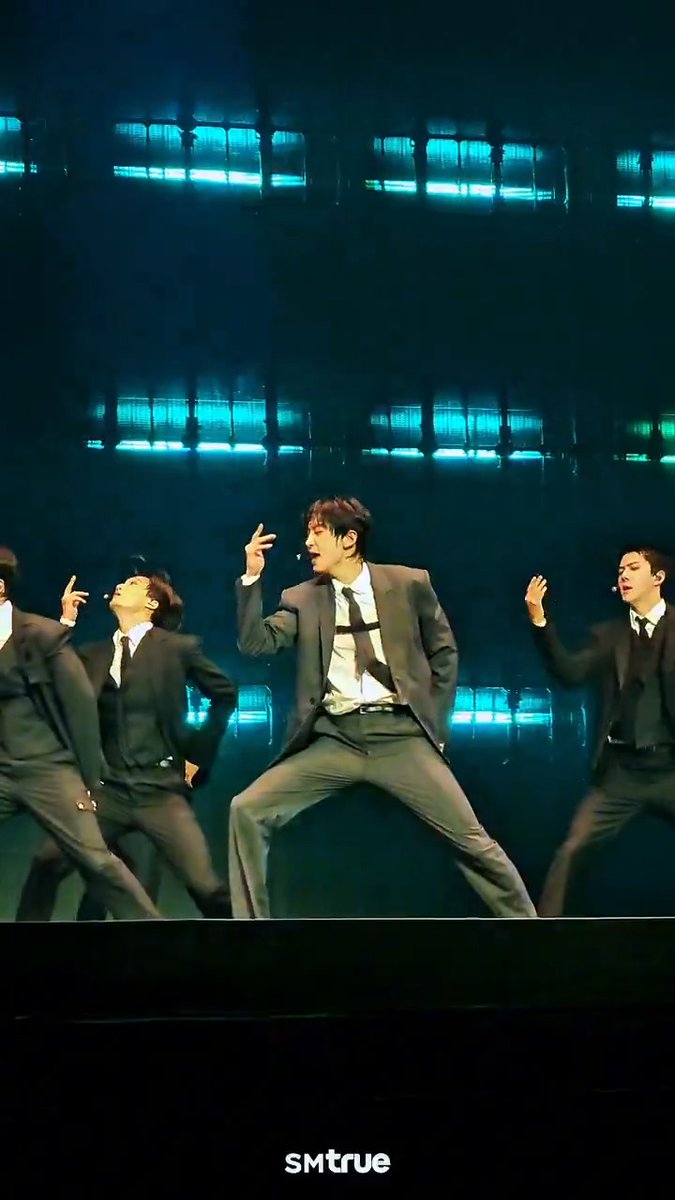 💥 EXO 💥 จุดไฟความสนุกให้ลุกโชนไปทั่วทั้งฮอลล์แบบ ‘Crazy’ ผ่านการแสดงสุดเร่าร้อน 🔥 Mmm~crazy~crazy~crazy~‼️ 🎊 𝐒𝐎𝐋𝐃 𝐎𝐔𝐓 🎊 𝐄𝐗𝐎 𝐏𝐋𝐀𝐍𝐄𝐓 #𝟔 - 𝐄𝐗𝐡𝐎𝐫𝐢𝐳𝐨𝐧 𝐢𝐧 𝐁𝐀𝐍𝐆𝐊𝐎𝐊 🩶 𝟐 รอบการแสดง : ⠀⠀𝟏𝟔 พฤษภาคม 𝟐𝟎𝟐𝟔 (เสาร์) ⠀⠀𝟏𝟕 พฤษภาคม 𝟐𝟎𝟐𝟔 (อาทิตย์) 🌎 สถานที่ : ⠀⠀อิมแพ็ค อารีน่า (𝐈𝐌𝐏𝐀𝐂𝐓 𝐀𝐑𝐄𝐍𝐀) #EXO #엑소 #weareoneEXO #EXOPLANET #EXhOrizon #EXhOrizon_in_BANGKOK #SMTrue