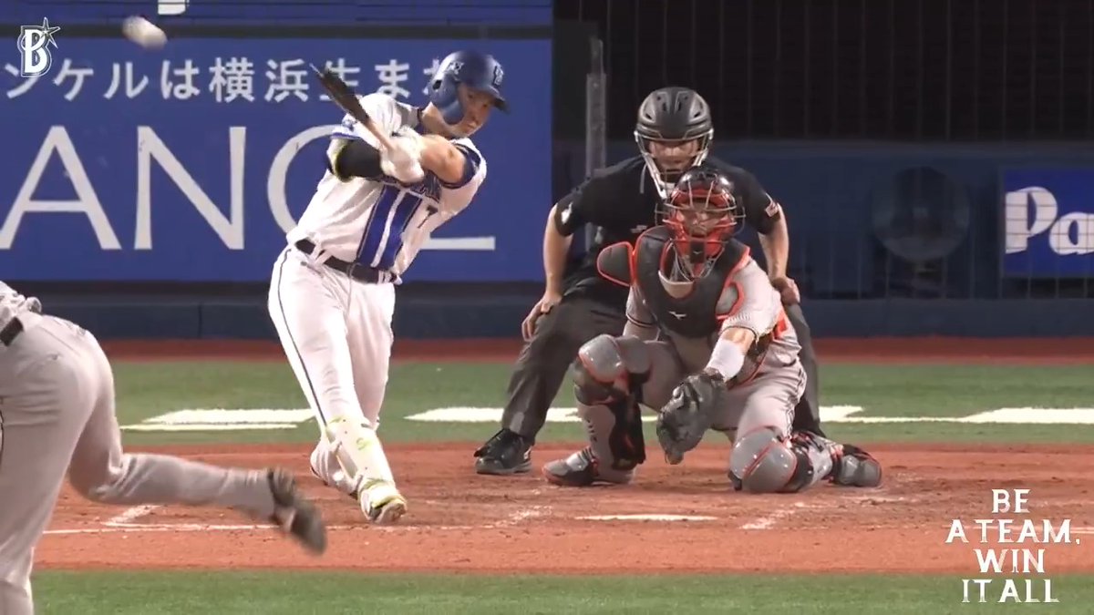 低めの変化球を崩されずにうまく捉え右中間へ⚾️💨 #佐野恵太 選手のタイムリーツーベースでさらに1点追加🌟 3回裏 DB 10 - 1 G #限界のその先へ #baystars