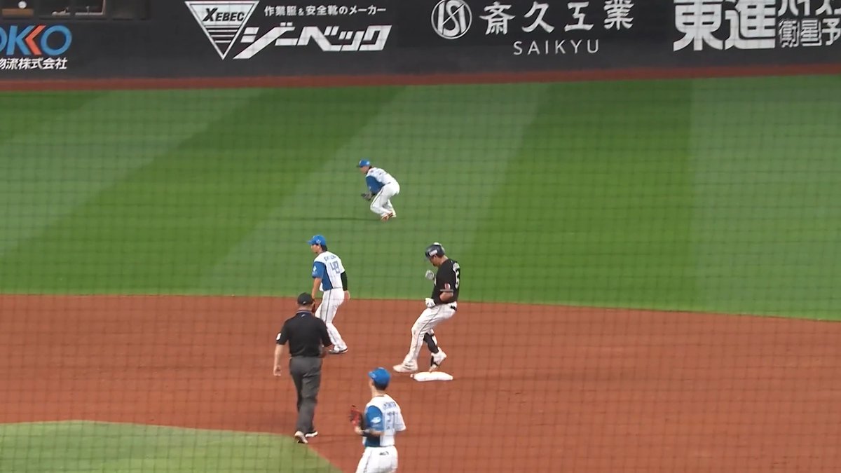 2アウト満塁フルカウントから走者一掃の逆転打‼️ 千葉ロッテ 安田尚憲 選手のタイムリー2ベースヒット👏