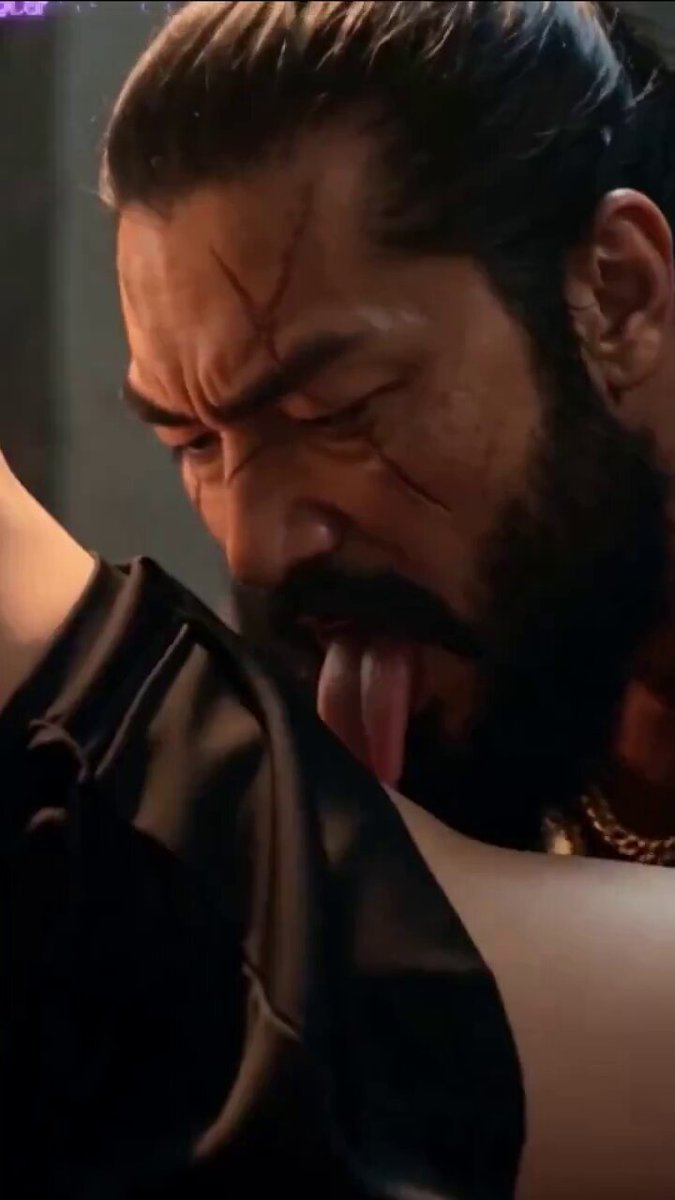 👻 狂野小混混绑走女明星，掰开双腿猛力贯穿💥 爆乳经纪人被迫骑上黑老大粗大巨物，强忍不适一点点吃到底…… Ai短剧《星之梦魇》重磅高能！ 🔥未删减完整版直达： #AI短剧 #成人短剧 #星之梦魇 #女明星 #双人 😺